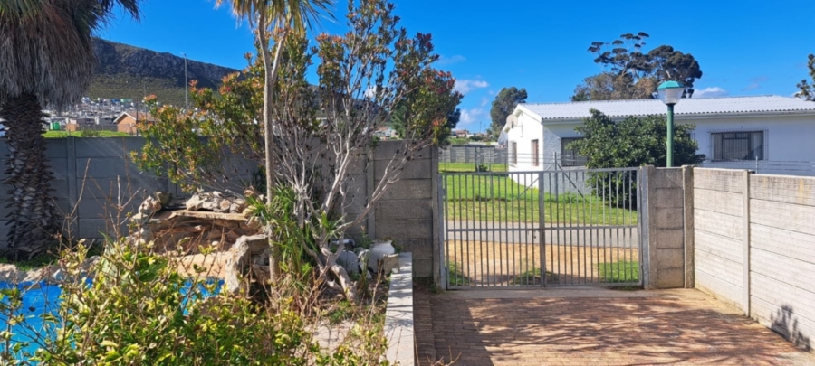 3 Bedroom Property for Sale in Kleinmond Western Cape